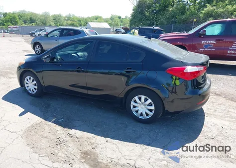 2016 Kia Forte Lx z USA, uszkodzony, nr VIN KNAFK4A67G5467716